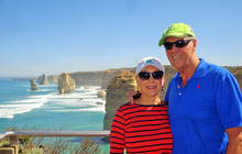 Autopia---Great-Ocean-Road-Couple-at-the-Apostles.jpg