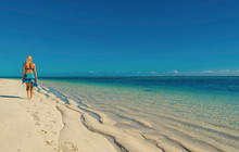 Lady-on-the-Beach-Ningaloo-Reef,-Exmouth-Tourism-WA-113179-56.jpg