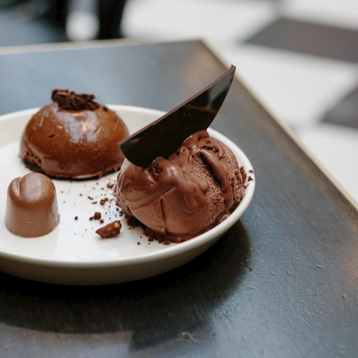 Chocoholic Tours Melbourne Lanes & Arcades Chocolate Walking Tour