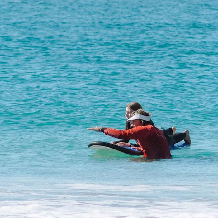Mojo Surf Australia Byron Bay x 1/2 day Surf Lesson 8:30 AM (Oct to April) )