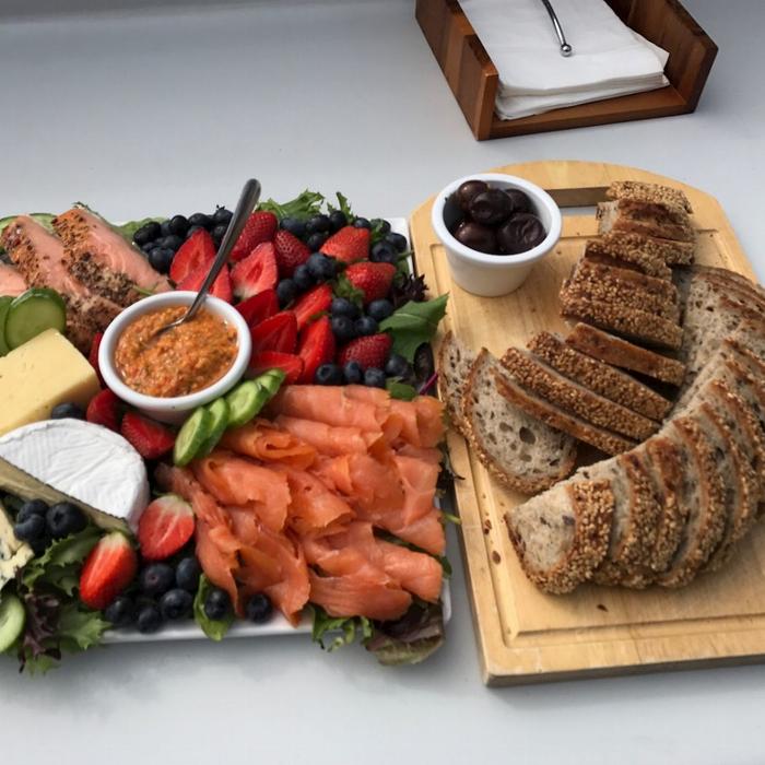 Pennicott Wilderness Journeys Tasmanian Seafood Seduction
