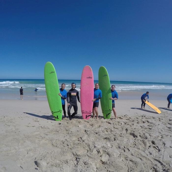 Perth Go Surf Adult One off Group Surf Lesson (1.5 hours) + Additional 1 hour Hire
