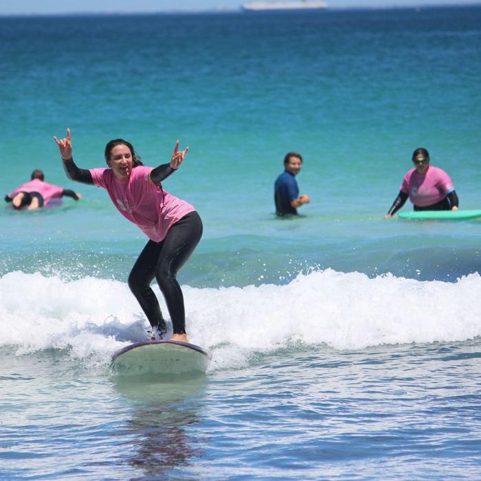Perth Go Surf Adult One off Group Surf Lesson (1.5 hours) + Additional 1 hour Hire