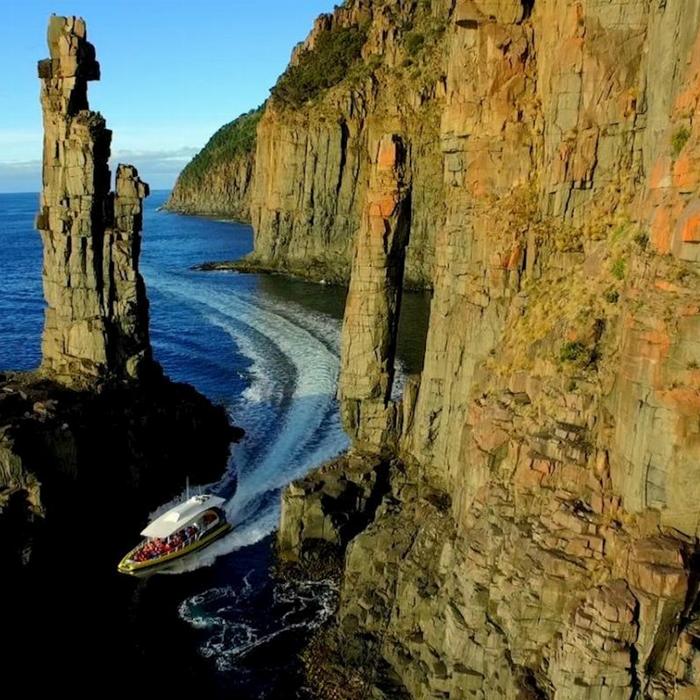 Pennicott Wilderness Journeys Bruny Island Cruise with Kettering Bus Pickup