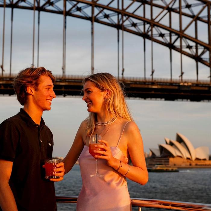 Captain Cook Cruises Sydney: Sunset Dinner Cruise (3-Course)