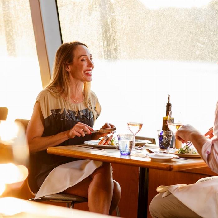 Captain Cook Cruises Sydney: Sunset Dinner Cruise (3-Course)