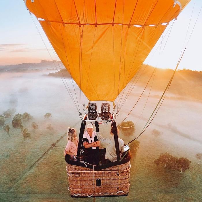 Balloon Aloft Sunrise Balloon Flight (Refundable Ticket)
