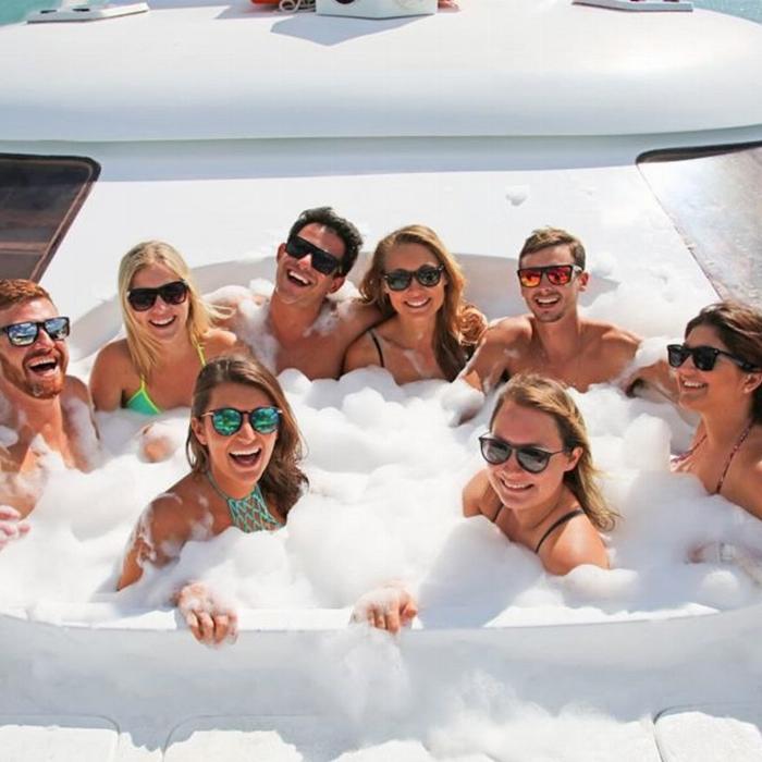 Whitsunday Sailing Adventures Powerplay (2 Day / 2 Night)