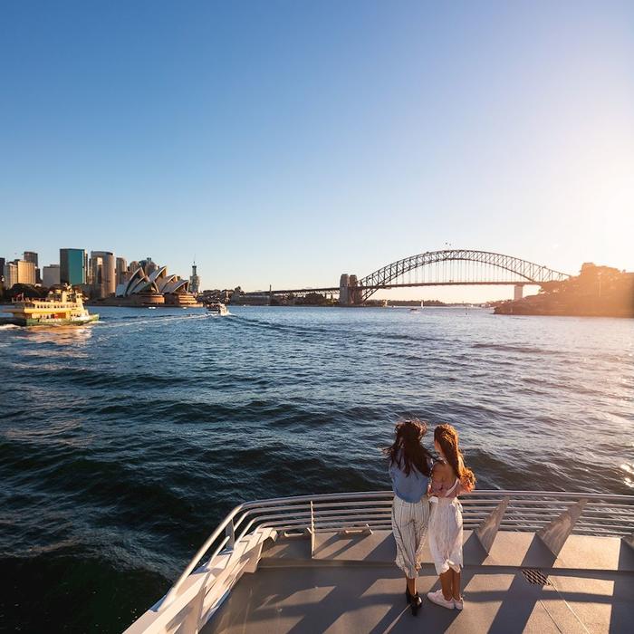 Captain Cook Cruises Sydney: Whale Watching Cruise - Morning