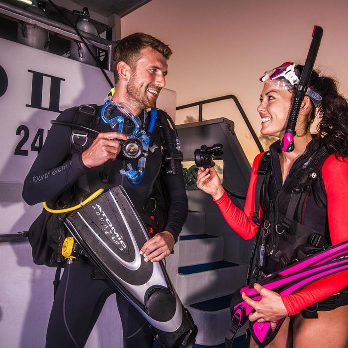 Pro Dive Cairns Rescue Diver Course (1 Day Classroom + 3 Day/2Night Liveaboard)