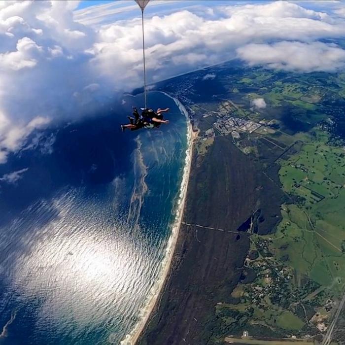 Skydive Australia Byron Bay Tandem Skydive 15,000ft (Self-Drive)
