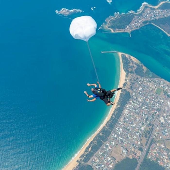 Skydive Australia Sydney Newcastle 15,000ft Tandem Skydive (With Transfer)