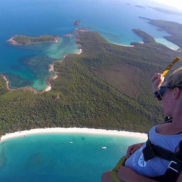 Skydive Australia Airlie Beach Tandem 8000ft Tandem Skydive (with Transfer)