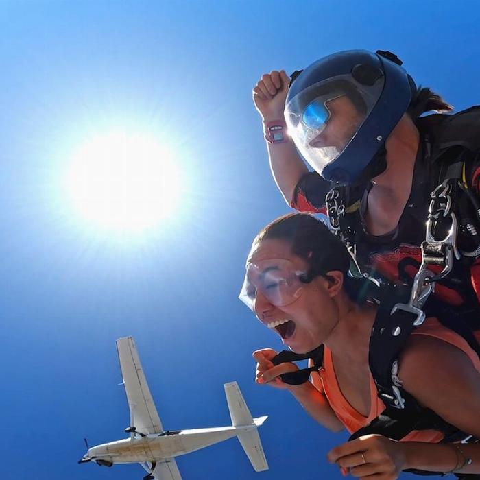 SKYONE Melbourne Skydive Great Ocean Road up to 15,000 feet
