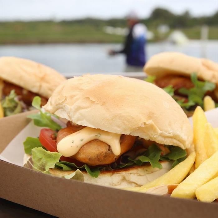 Hook-A-Barra Port Douglas Transfer HAB