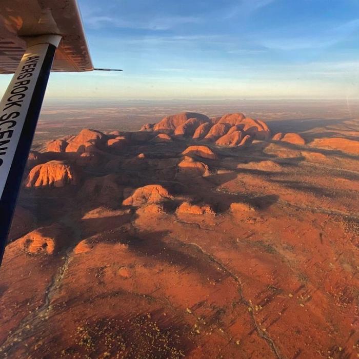Fly Uluru Uluru & Kata Tjuta Scenic Flight