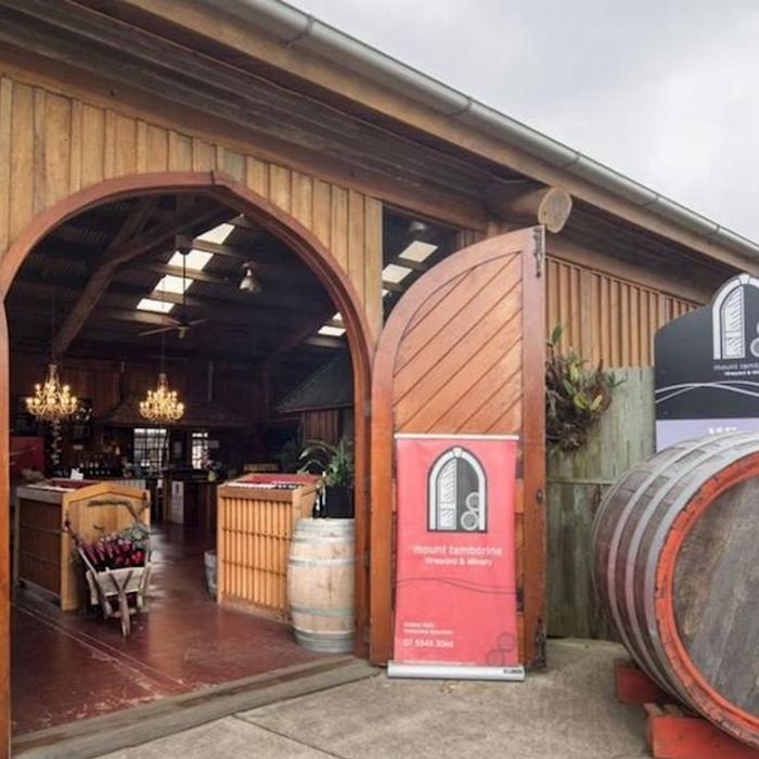 Pineapple Tours Hop on Hop off Brewery adventure - Tamborine Mountain - Gold Coast