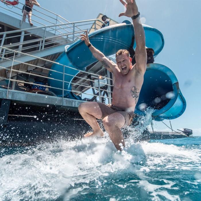 Sunlover Reef Cruises 2 DAY PACKAGE - Moore Reef + Fitzroy Island