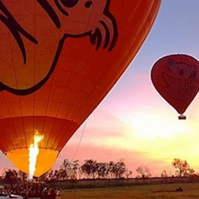 Brisbane Classic Hot Air ballooning with vineyard breakfast, self drive meet at Nerang or Canungra
