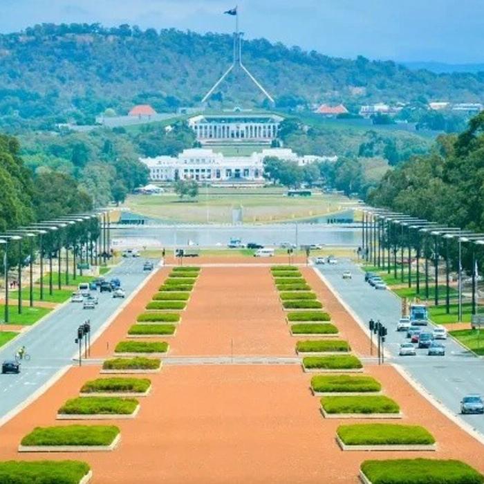 Brighton Coach & Tours Canberra One Day Tour