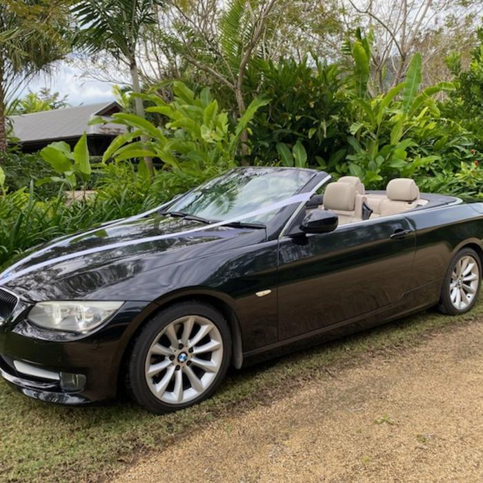 Airlie Beach Transfers Luxury Private Transfer Proserpine Airport to Airlie Beach (3 Seats BMW Convertible)