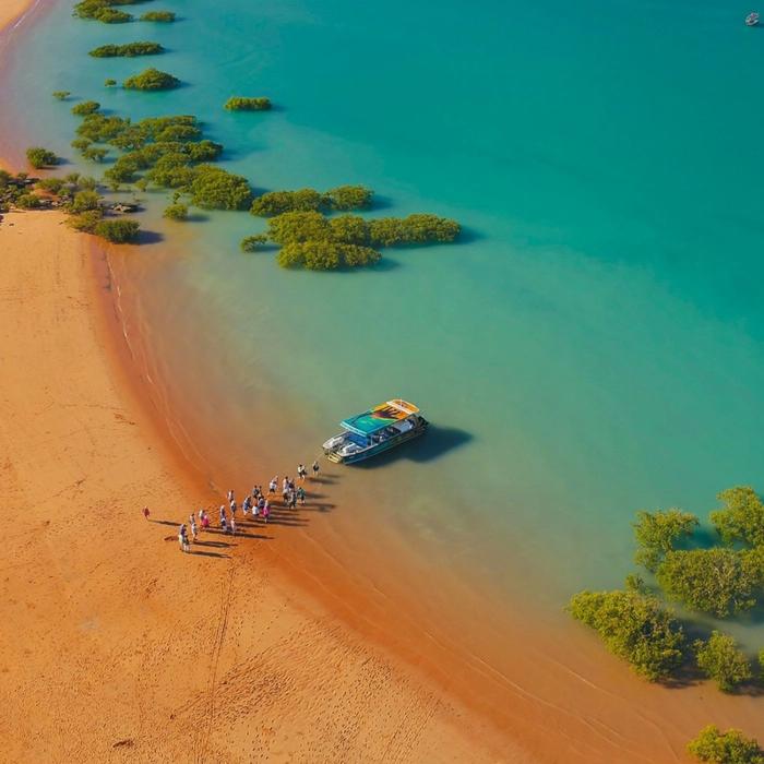 Broome Adventure Cruises Dinosaur Adventure Cruise