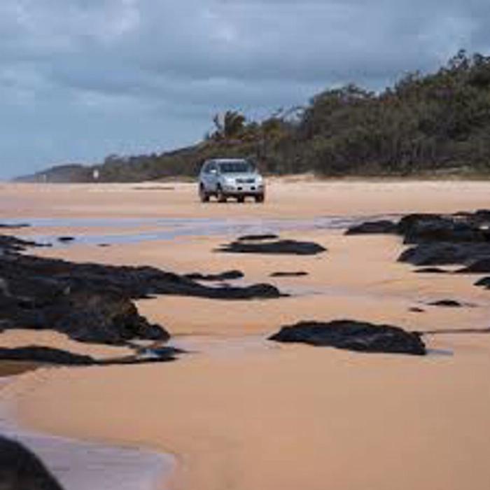The Haven 4 Day 4WD Hire + 3 Nights Accommodation in Burad Beach House (2 Bedrooms)