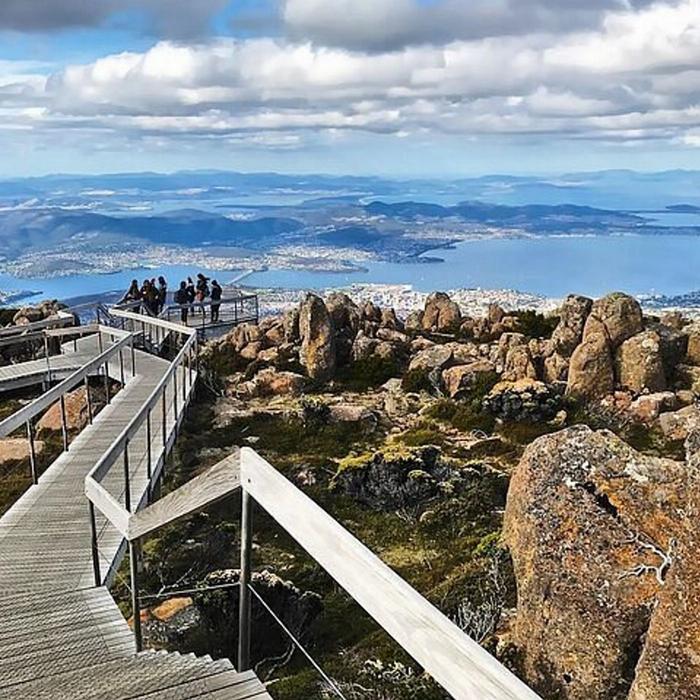 Safe Travel and Tour Services Mount Wellington and Richmond Village Tour Scenic Views
