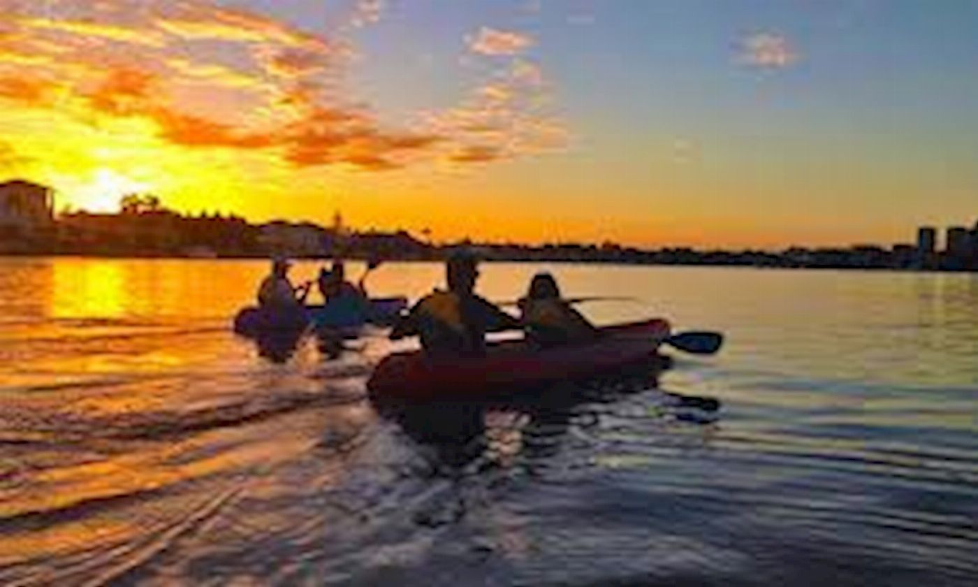 Australian Kayaking Adventures Surfers Paradise Sunset / Twilight Kayak Tour