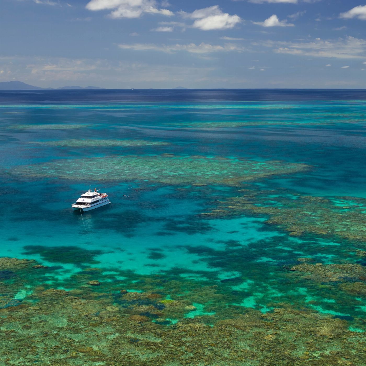 Poseidon Cruises Poseidon Outer Reef Day Trip (Introductory Dive)