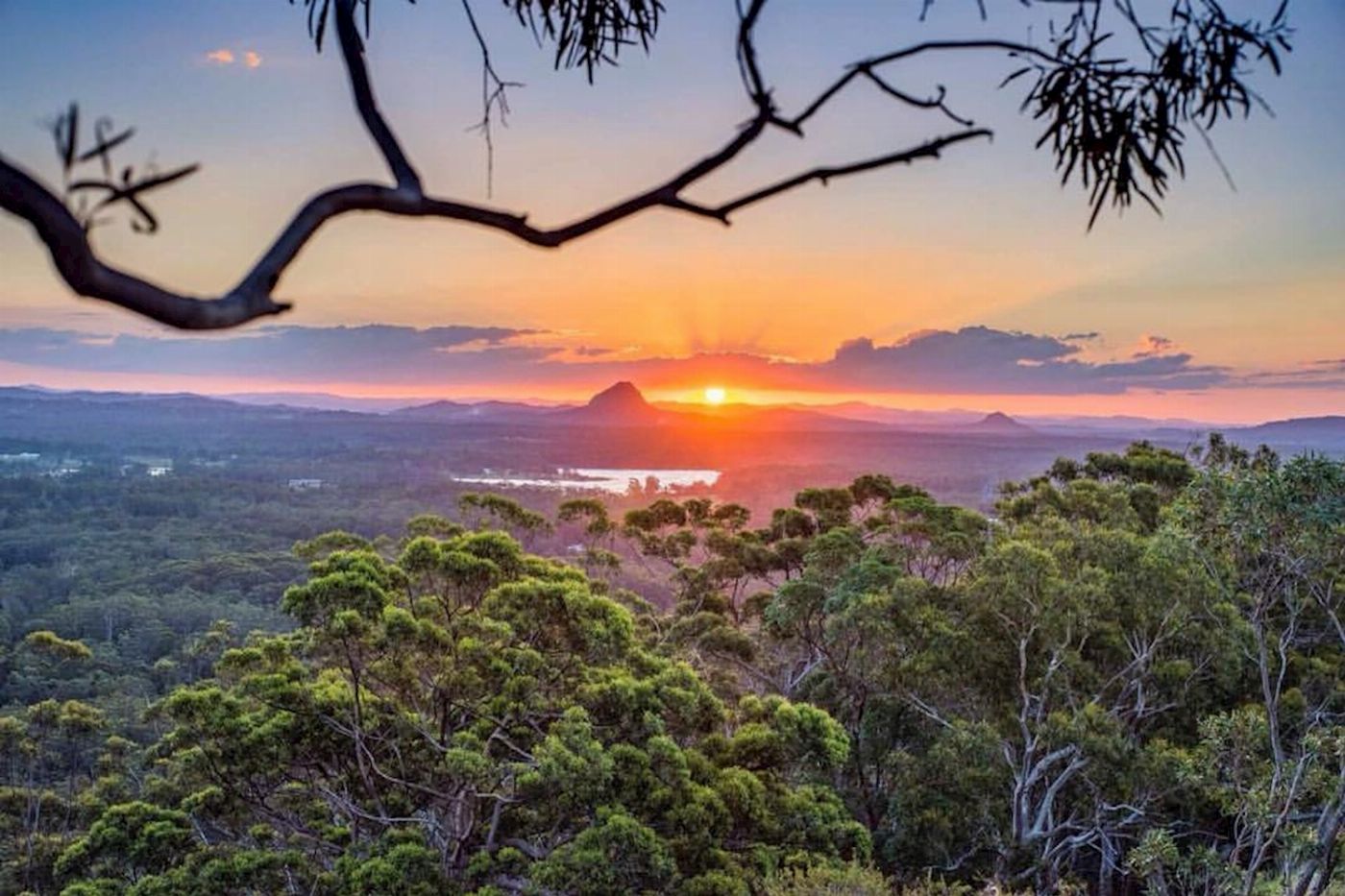 Grab Rock Noosa Sunset Abseiling