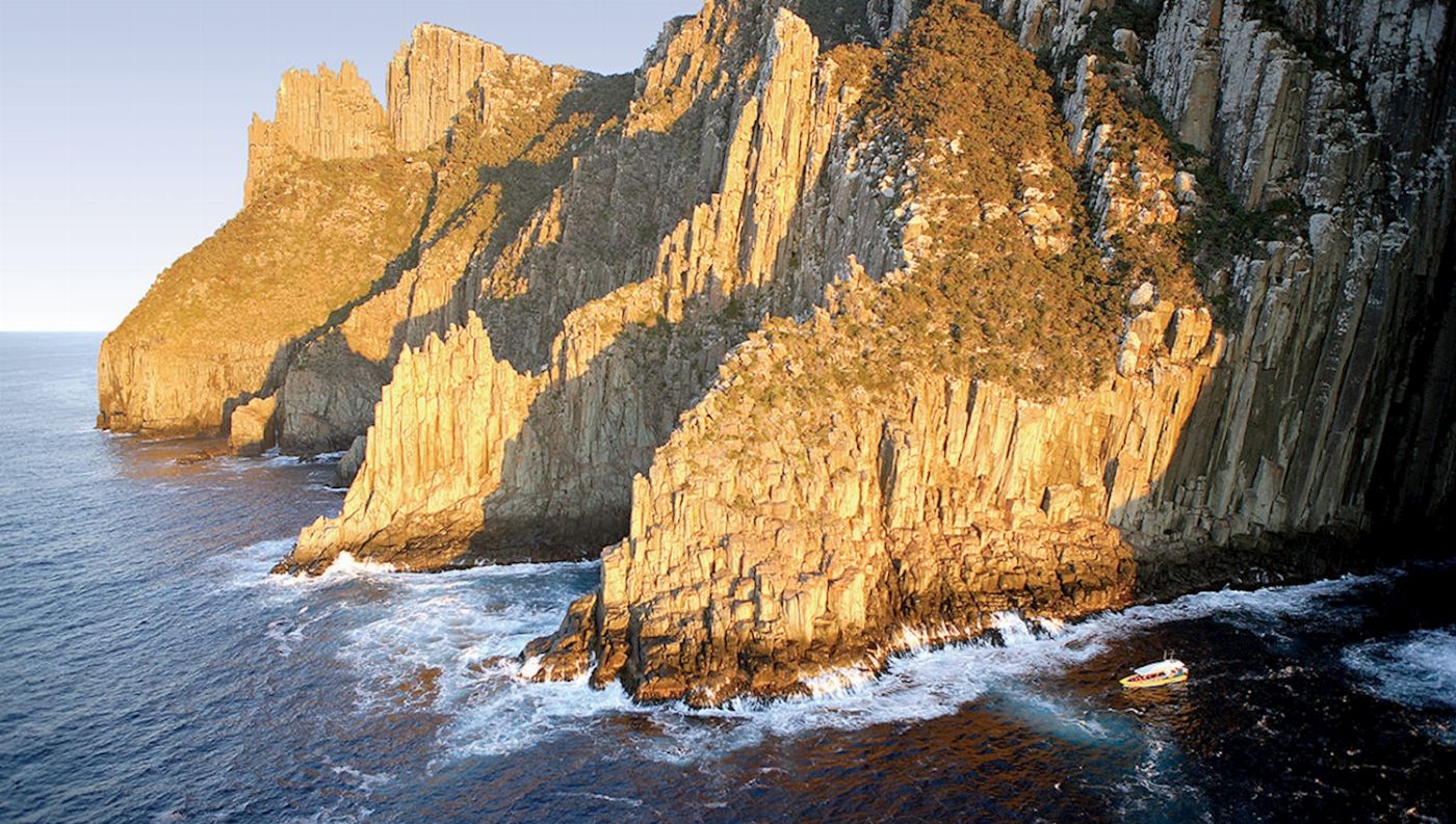 Pennicott Wilderness Journeys Tasman Island Cruise - Full Day