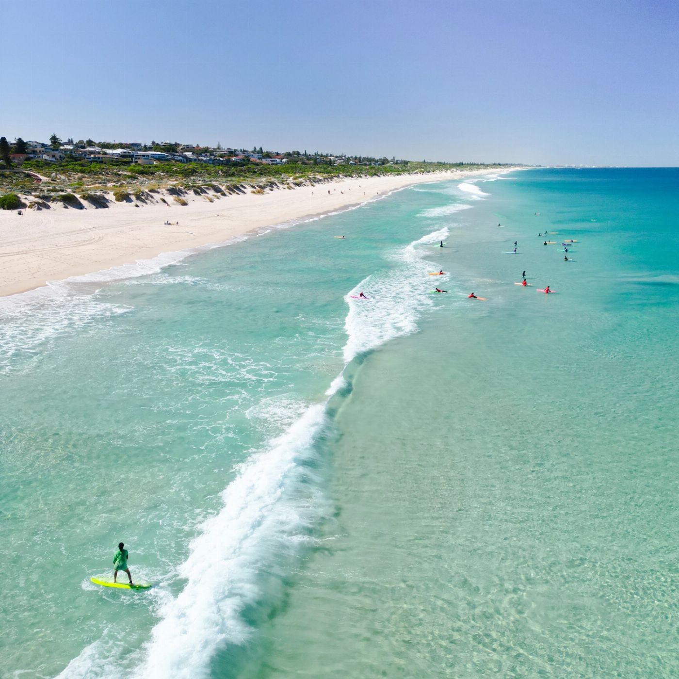 Perth Go Surf Adult One off Group Surf Lesson (1.5 hours) + Additional 1 hour Hire