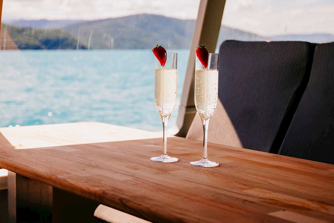 ZigZag Whitsundays Whitehaven Beach All Day