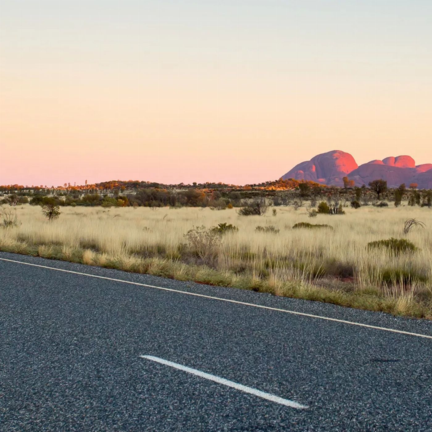 AAT Kings Kings Canyon Resort to Ayers Rock Transfer