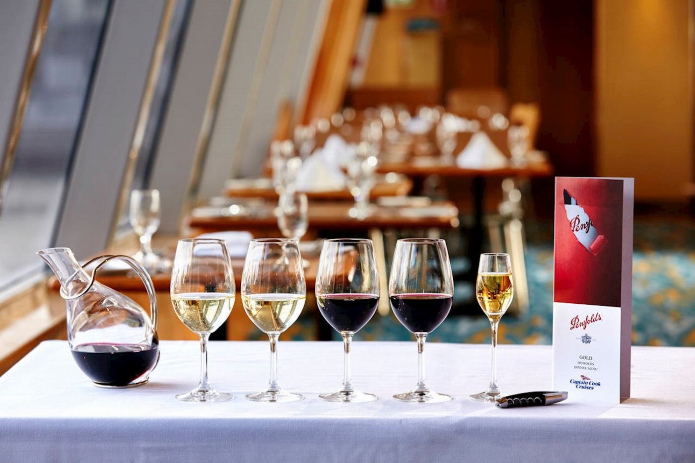 Captain Cook Cruises Sydney: Gold Penfolds 6-Course Degustation Dinner Cruise