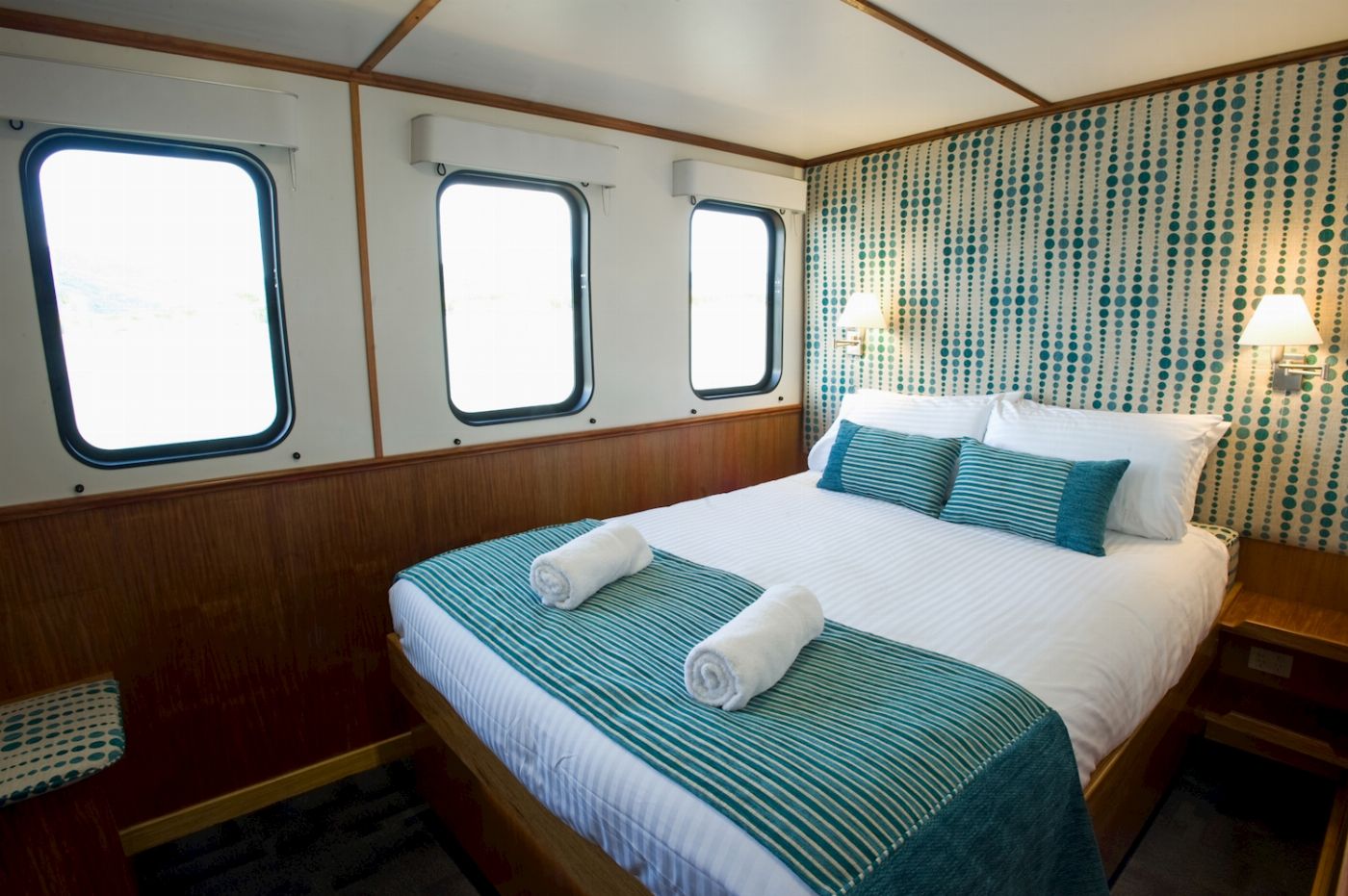 Spirit of Freedom Cod Hole & Coral Sea 7 Night Adventure