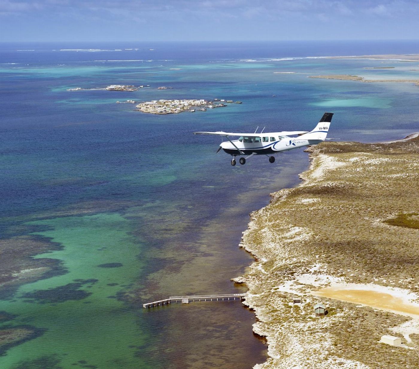 Kalbarri Scenic Flights Abrolhos Islands & Batavia Shipwreck Tour