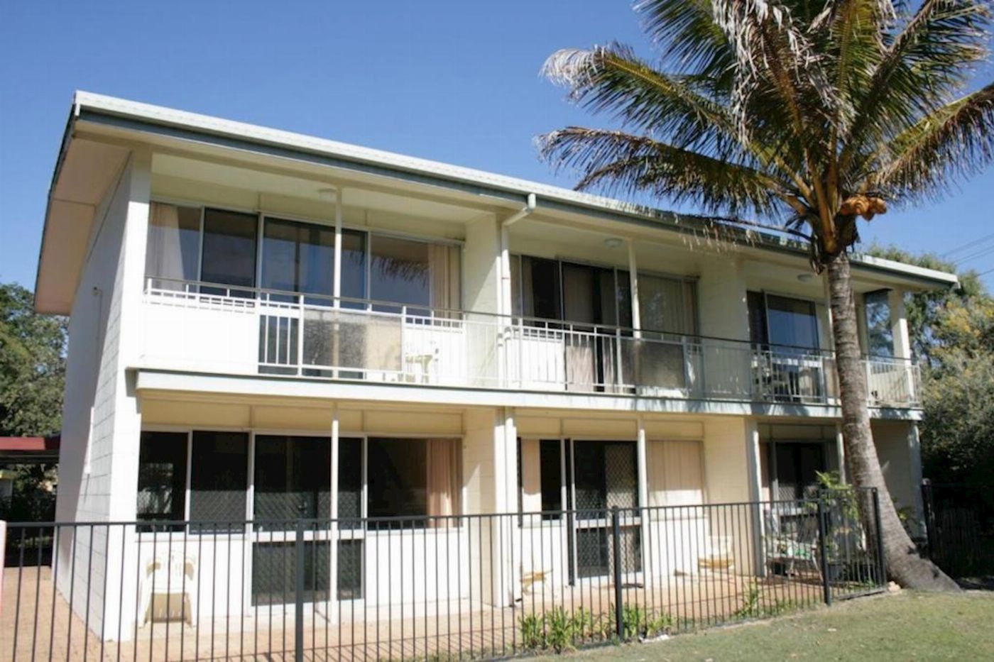 Pippies Accommodation (Private Apartment, Sleeps 6)