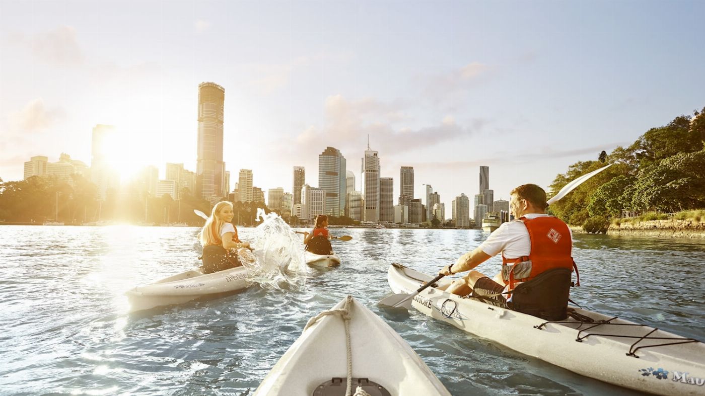 Riverlife Twilight Kayak Tour of Brisbane River