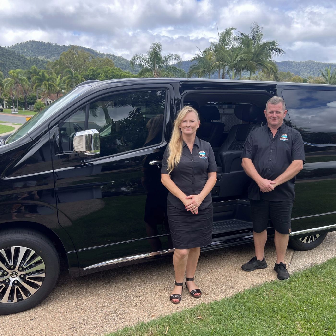 Airlie Beach Transfers Luxury Private Transfer Proserpine Airport to Airlie Beach (5 Seats Toyota Granvia)