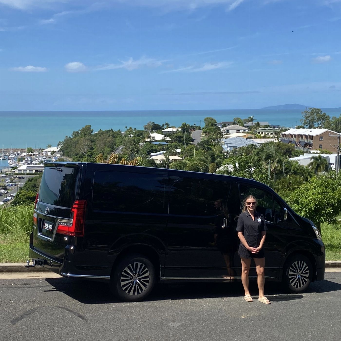 Airlie Beach Transfers Luxury Private Transfer Proserpine Airport to Airlie Beach (5 Seats Toyota Granvia)