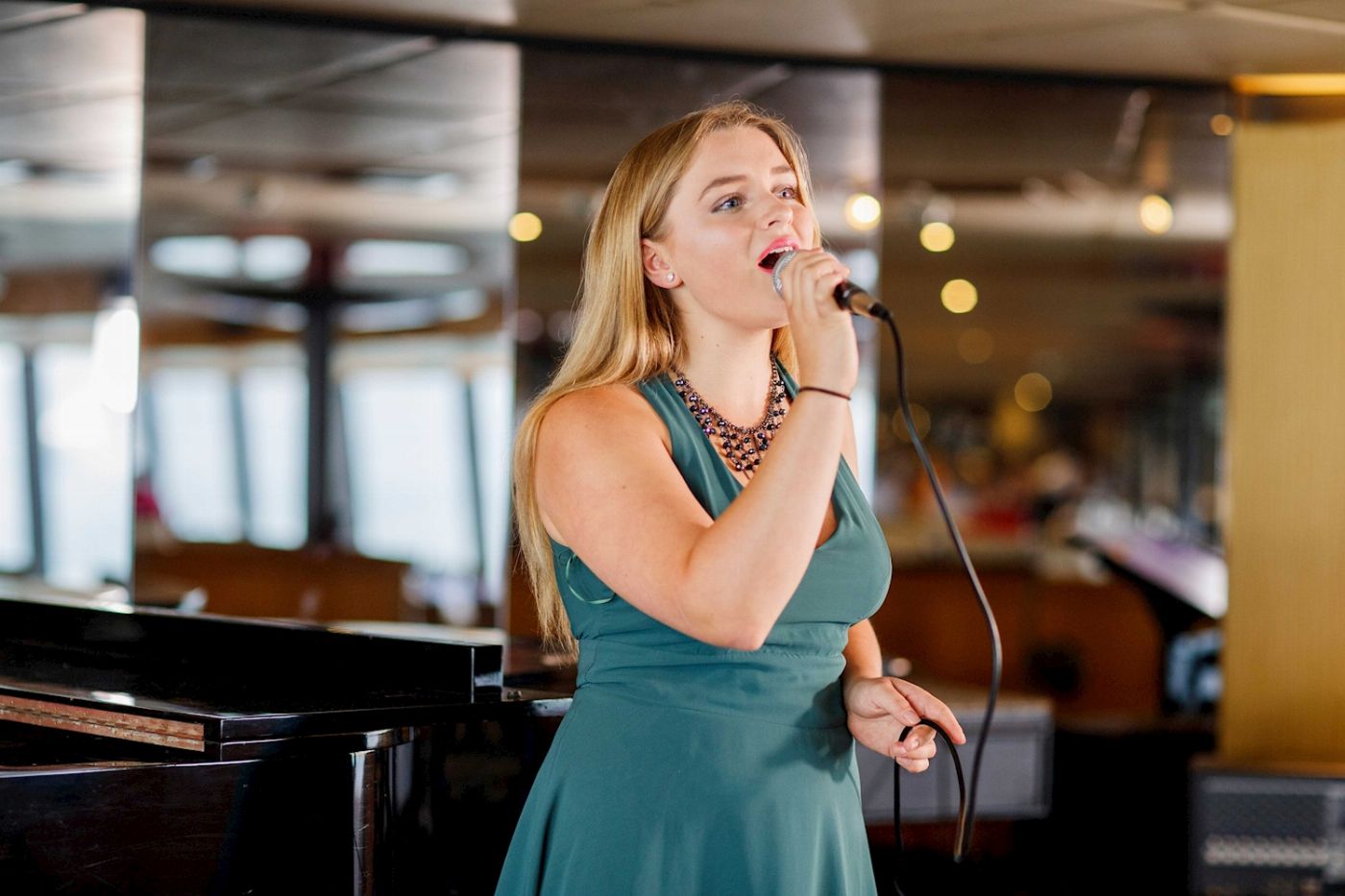Captain Cook Cruises Sydney: 6-Course Gold Degustation Dinner Cruise