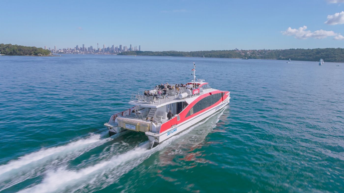 Captain Cook Cruises Sydney: Hop On Hop Off Harbour Explorer - 1-Day Pass