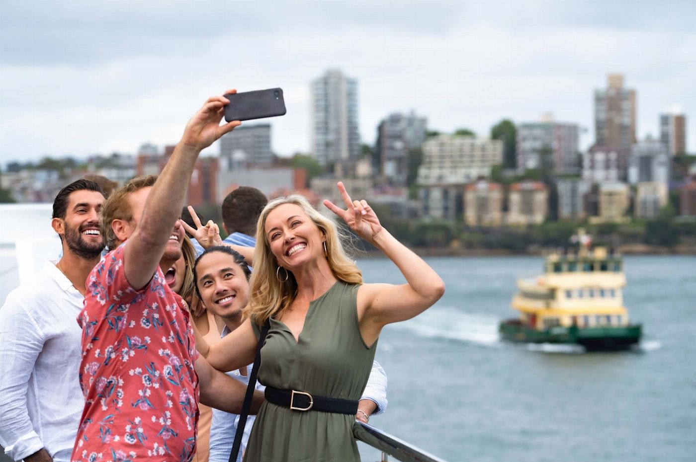 Captain Cook Cruises Sydney: Taronga Zoo + 2-Day Hop On Hop Off Harbour Explorer Pass