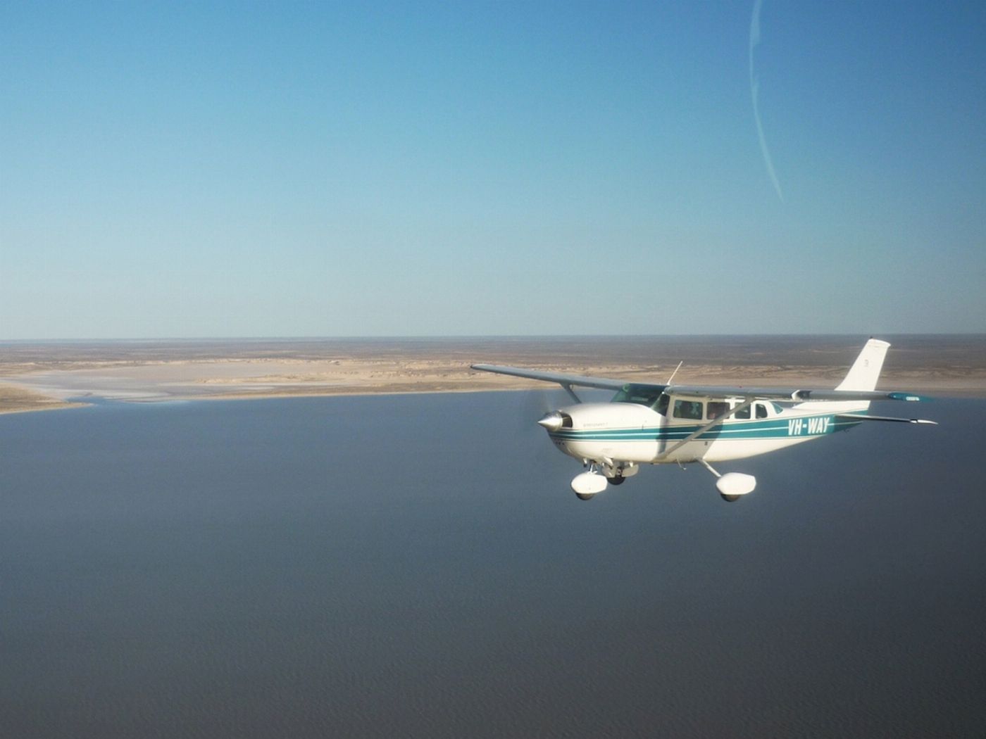 SA Eco Tours Lake Eyre & Flinders Ranges Small Group 4WD Eco Safari - Superior Motel Unit, Double/Twin Share (Single)