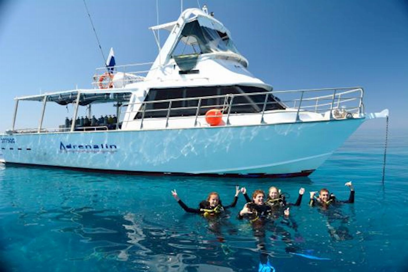 Adrenalin Dive Yongala Day Trip - Certified Diver
