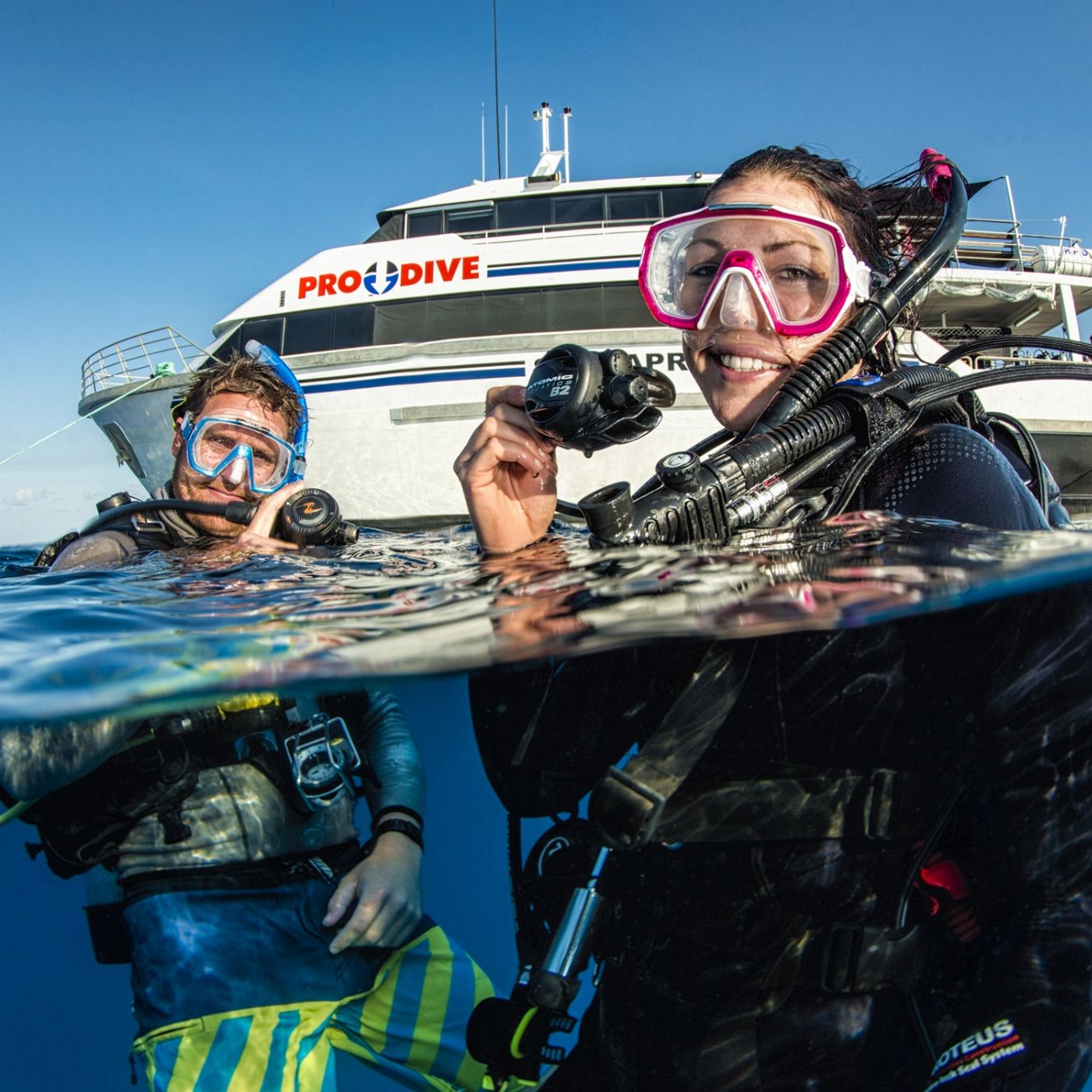 Pro Dive Cairns Learn to Dive Course (PADI 4 Day Learn to Dive | E-learning + 1 Day Classroom + 3 Day/2Night Liveaboard)