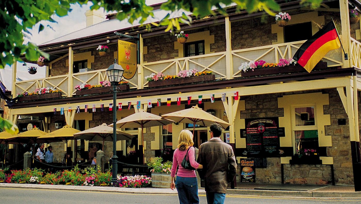 Sealink SA Adelaide Hills and Hahndorf