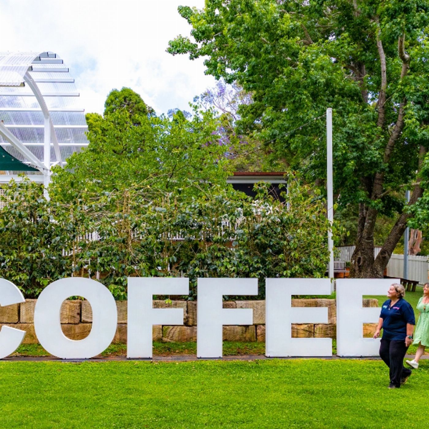 Southern Cross Tours Tastes of Tamborine Mountain Premium Food & Wine Tour